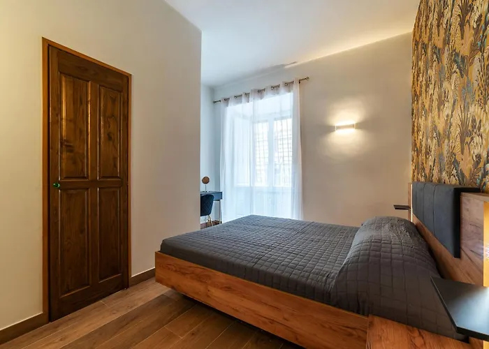 Guesthost - Domus Antoniana - Esquilino Appartement *