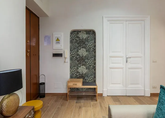 Appartement Guesthost - Domus Antoniana - Esquilino Rome